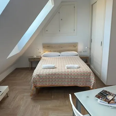 Atico By Alhaurin Loft Center Apartment